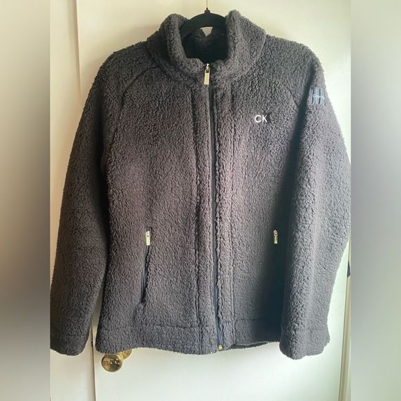 Calvin Klein Jackets & Blazers - Calvin Klein M Black Fleece Gold Zipper accents - Fluffy and soft
